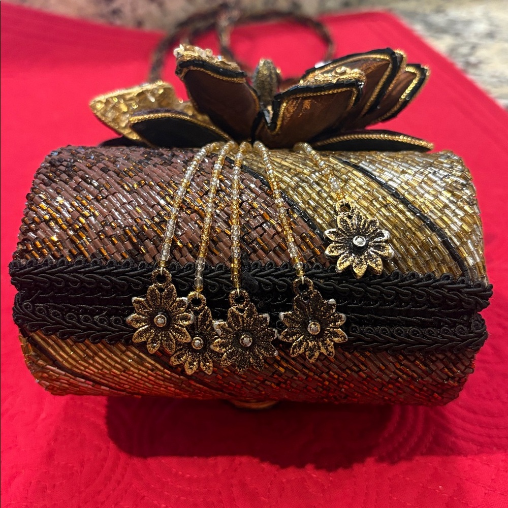 MARY FRANCES Bag Clutch Beaded rare Purse shoulder handbag Gold Flowers jeweled - Picture 7 of 17